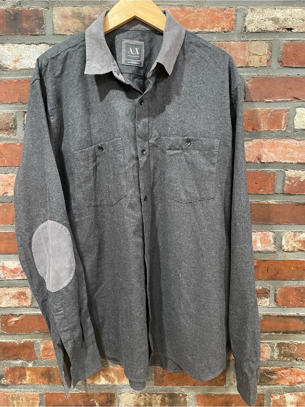 Armani Exchange Men's Charcoal Gray Button-Down Shirt with Light Gray Collar